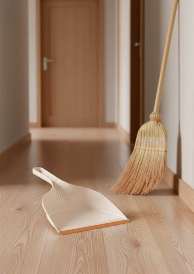 Щетка-сметка с совком Wood, с кромкой, сливочный/бук SC551610000